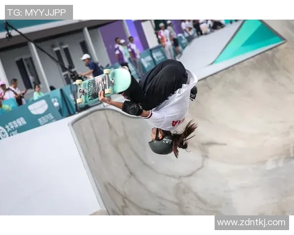 滑板战术解析：上海滑板队如何运用边路渗透提升比赛优势