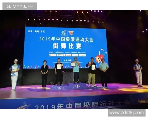 极限运动联赛精彩回顾成都街舞队默契配合展现团队精神