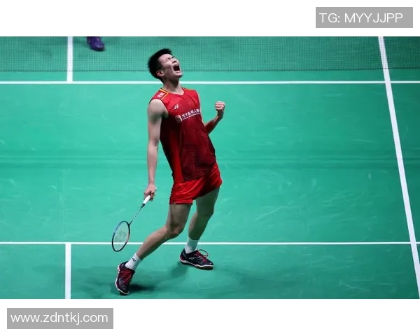 李芳专访：从青涩球员到羽毛球传奇的成长之路回顾